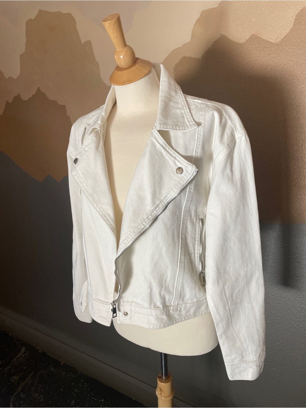 CAARA White Denim Moto Jacket Large | Coastal Chic Quiet Luxury Minimalist - Picture 4 of 8